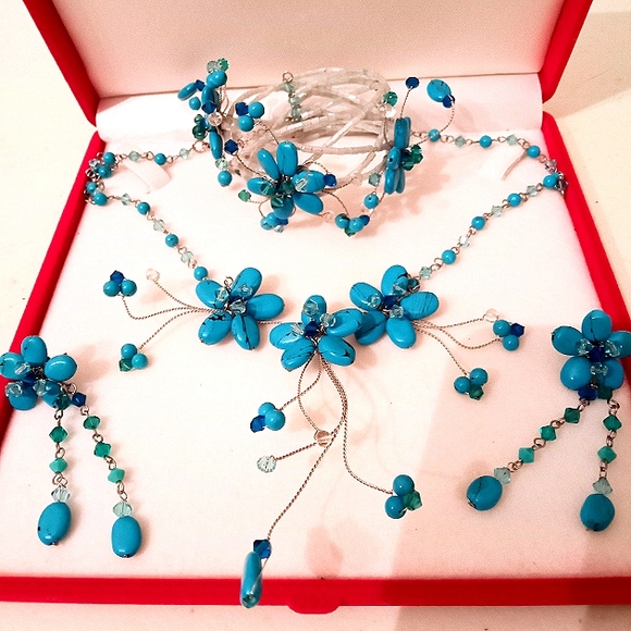 🎁 FREE GIFT INCLUDED 🎁 NEW 3D Turquoise Floral Set 4 Pieces Beaded Flexible - Picture 11 of 14